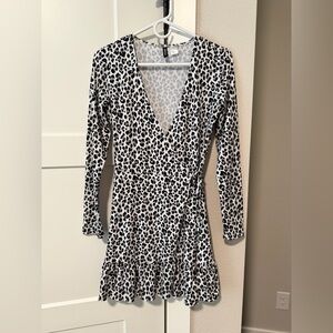 H&M leopard print wrap dress size small